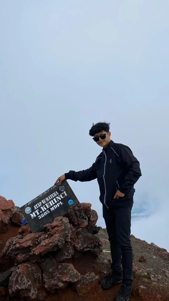 Admin bongkar